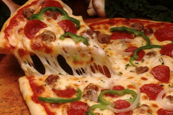 доставка піци в Рівному