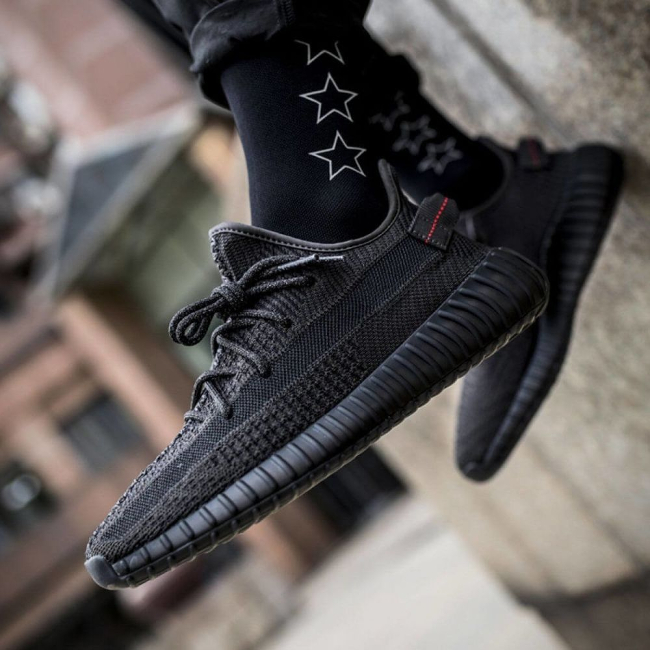  купить кроссовки Yeezy Boost 350