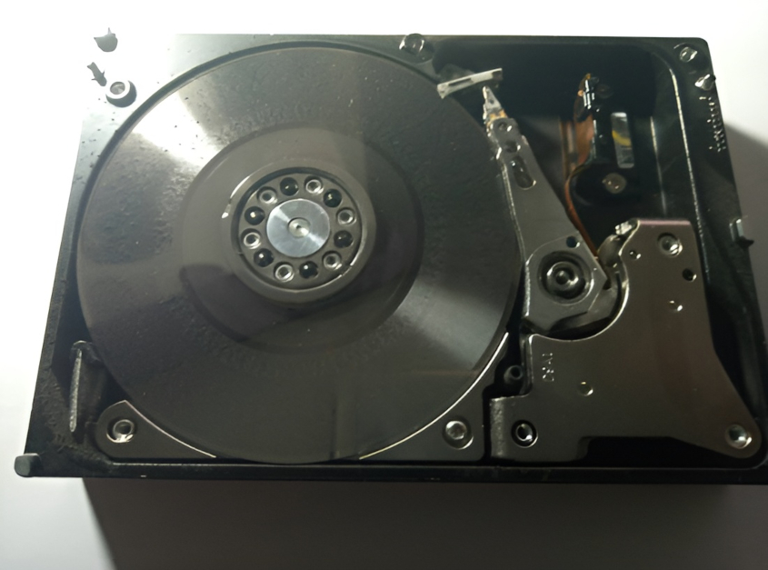 Відновлення інформації з жорсткого диску